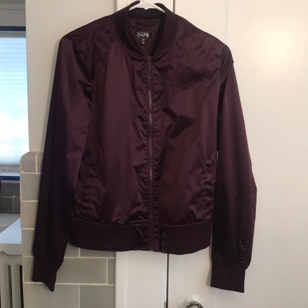 Maroon light weight jacket